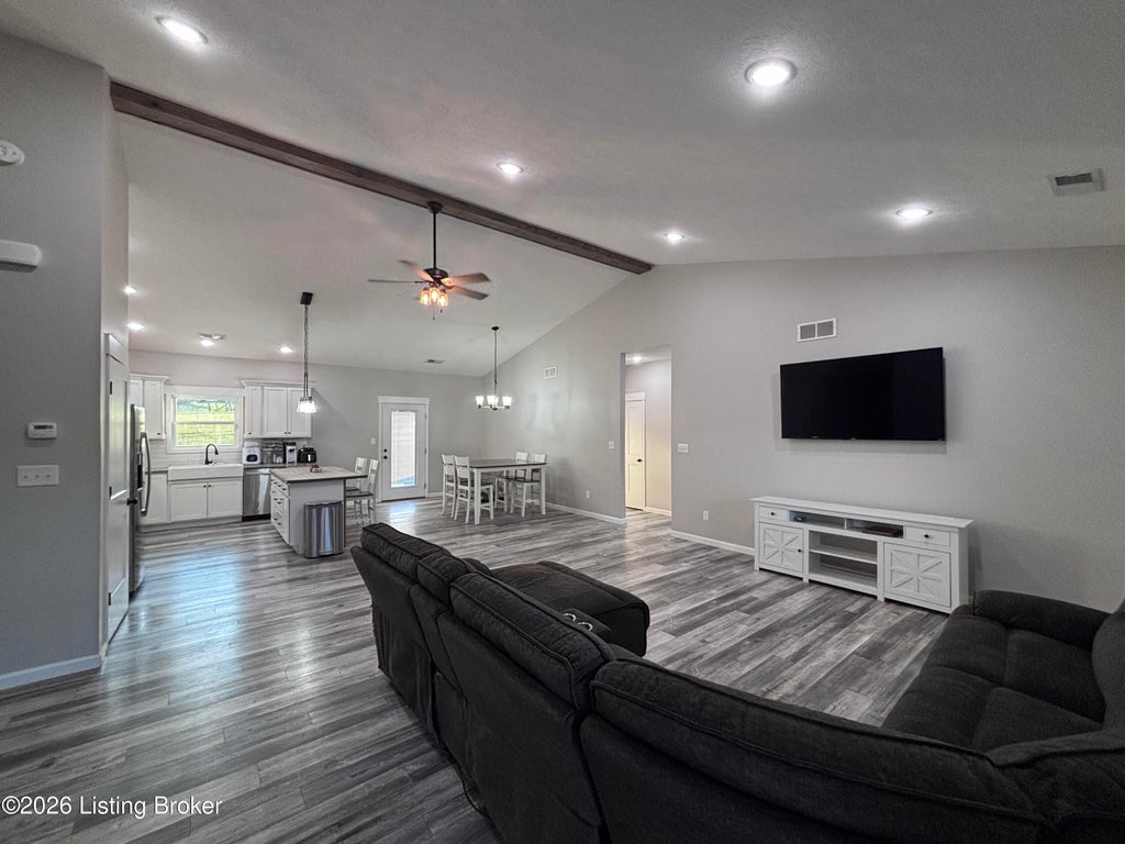 Photo of 1103 Kirchdorfer Ln, Brandenburg, KY 40108 (MLS # 1731919)