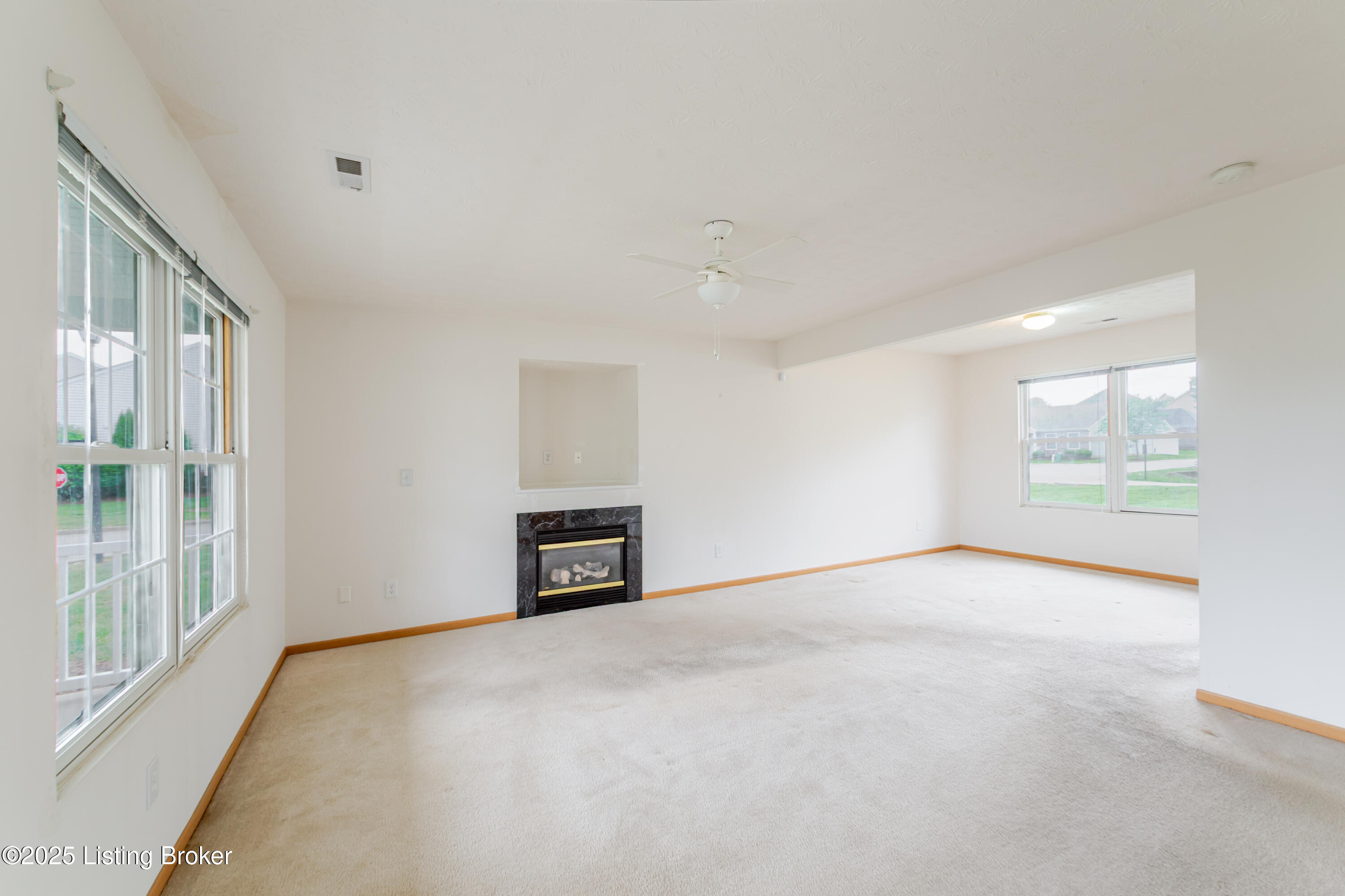 6018 Bay Harbor Dr, Louisville, Kentucky image 3