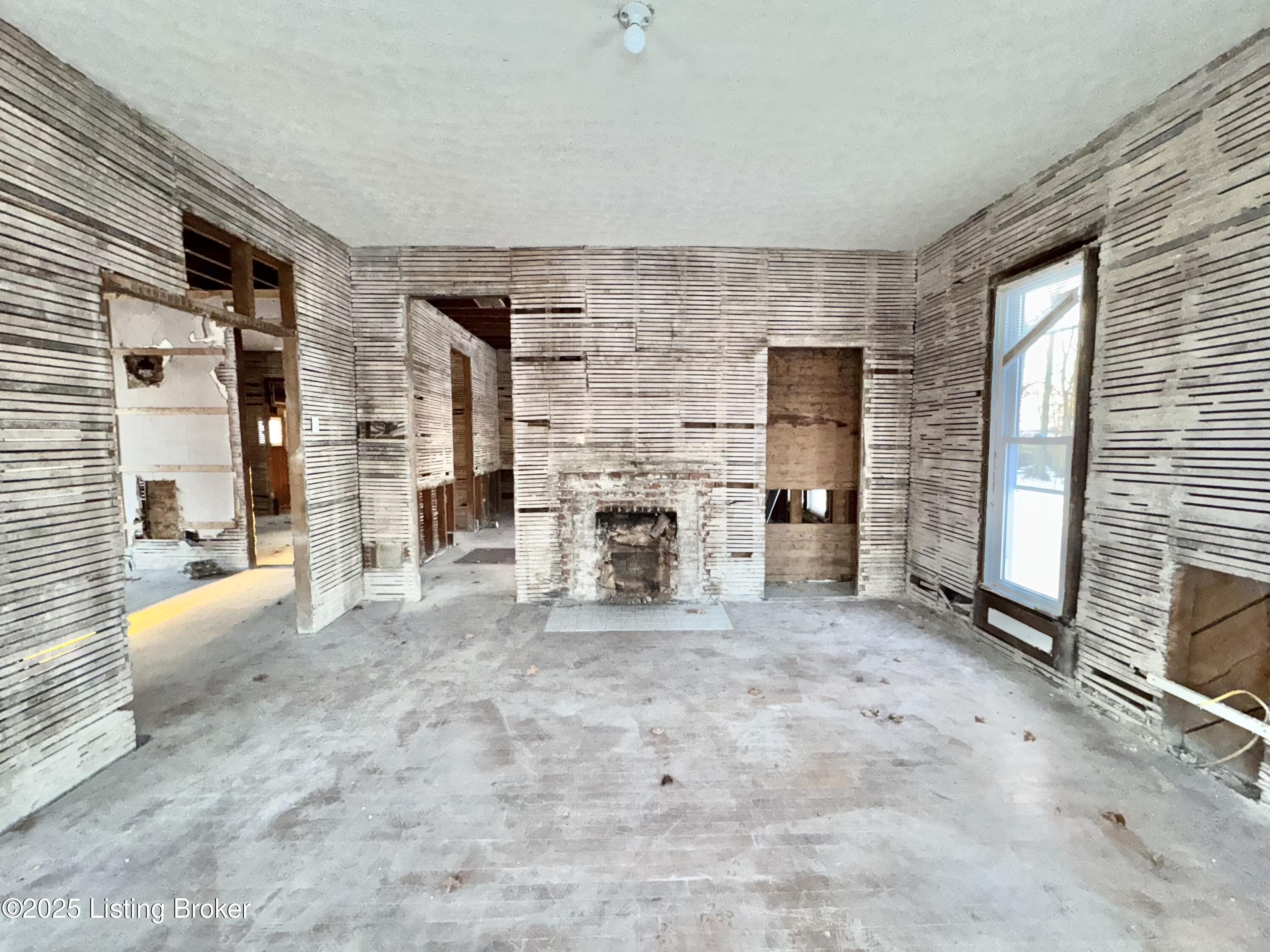 113 E Center St, Munfordville, Kentucky image 7