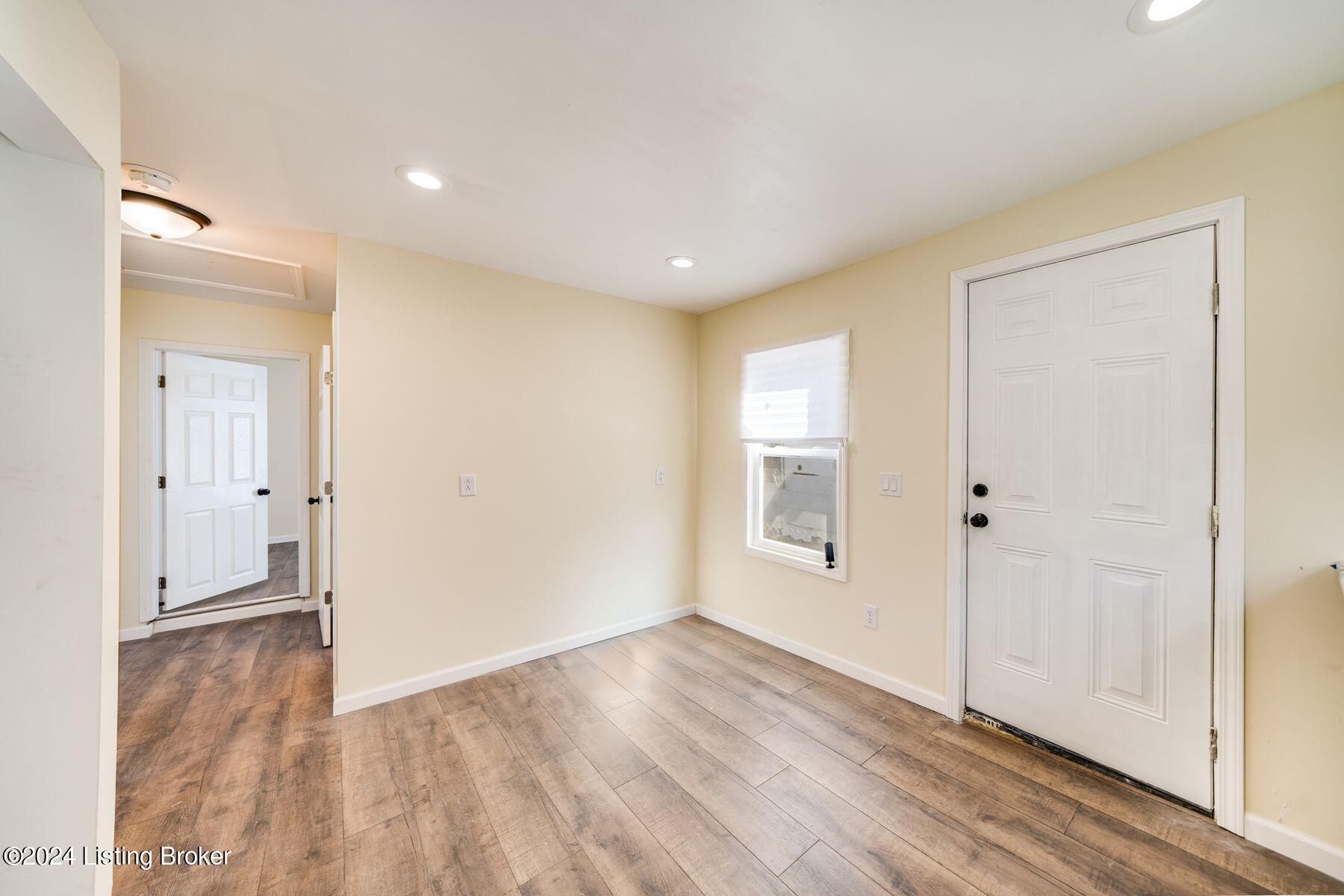 2642 Rowan St, Louisville, Kentucky image 13