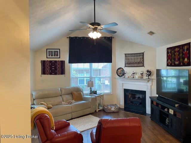 8118 St Andrews Village Dr, Louisville, Kentucky image 2