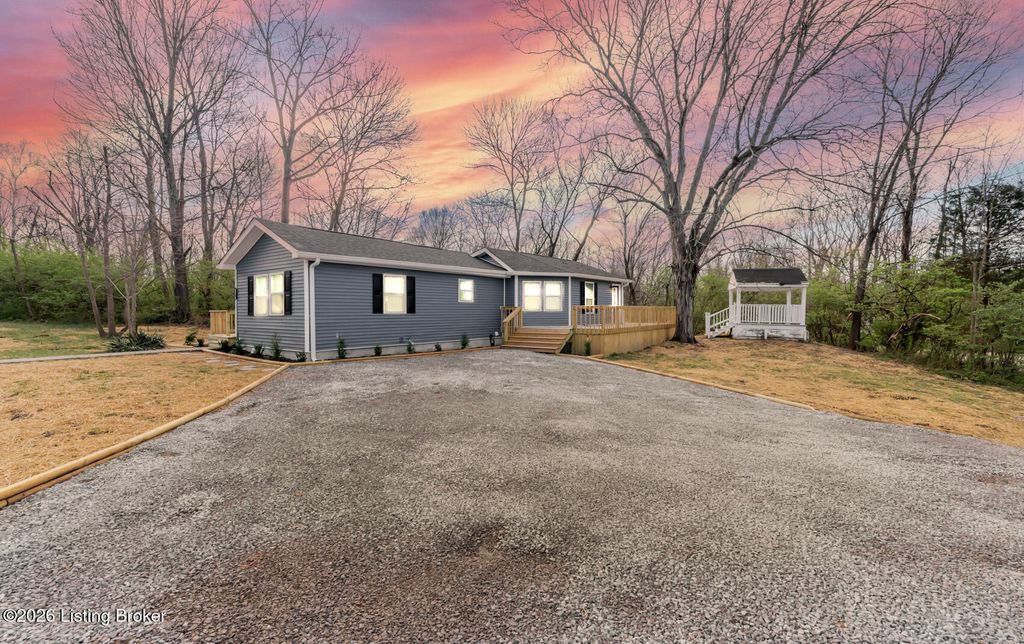 Photo of 9303 3rd Street Rd, Louisville, KY 40272 (MLS # 1712483)