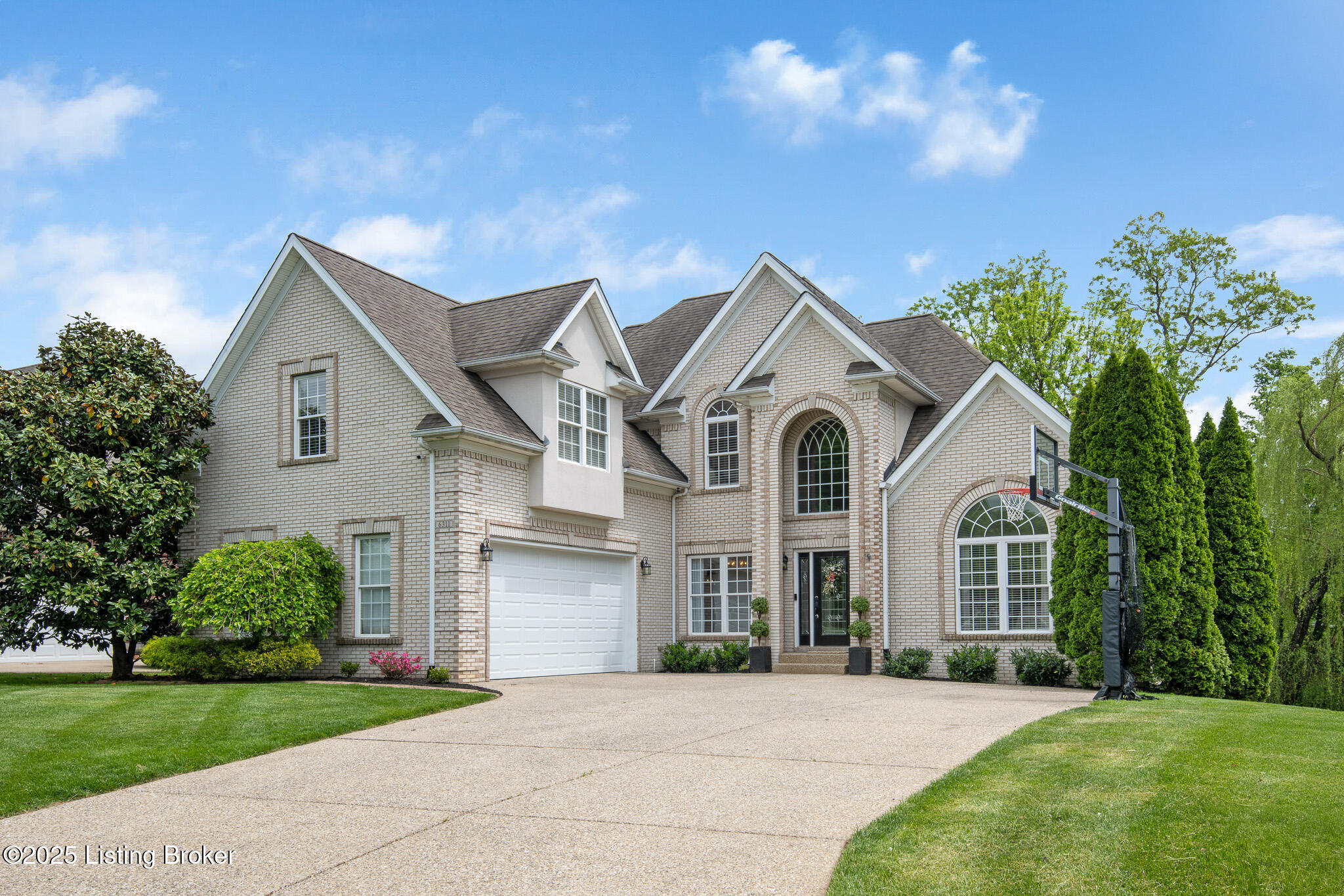 6311 Zurich Ct, Prospect, Kentucky image 2