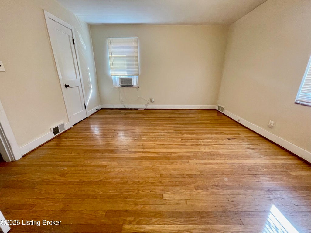 Photo of 210 Breckinridge Ln #3, Louisville, KY 40207 (MLS # 1723293)