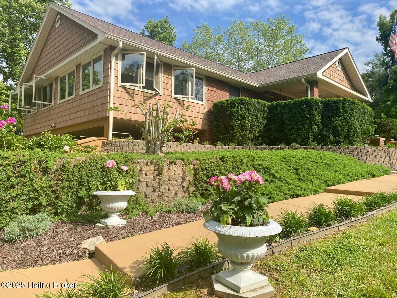 1222 Mountain View Rd, Falls Of Rough, Pennsylvania image 2