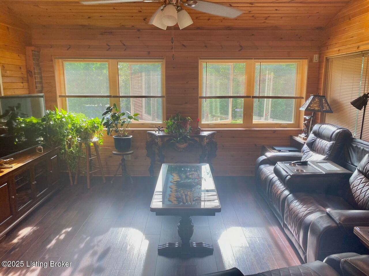 1222 Mountain View Rd, Falls Of Rough, Pennsylvania image 30