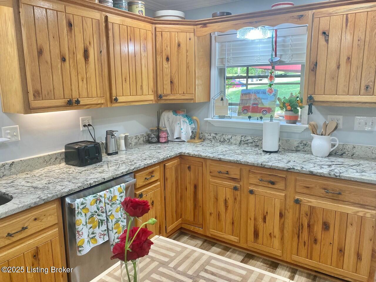 1222 Mountain View Rd, Falls Of Rough, Pennsylvania image 25