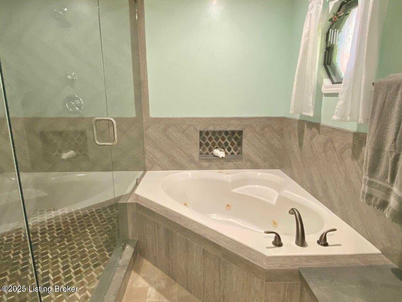1222 Mountain View Rd, Falls Of Rough, Pennsylvania image 37
