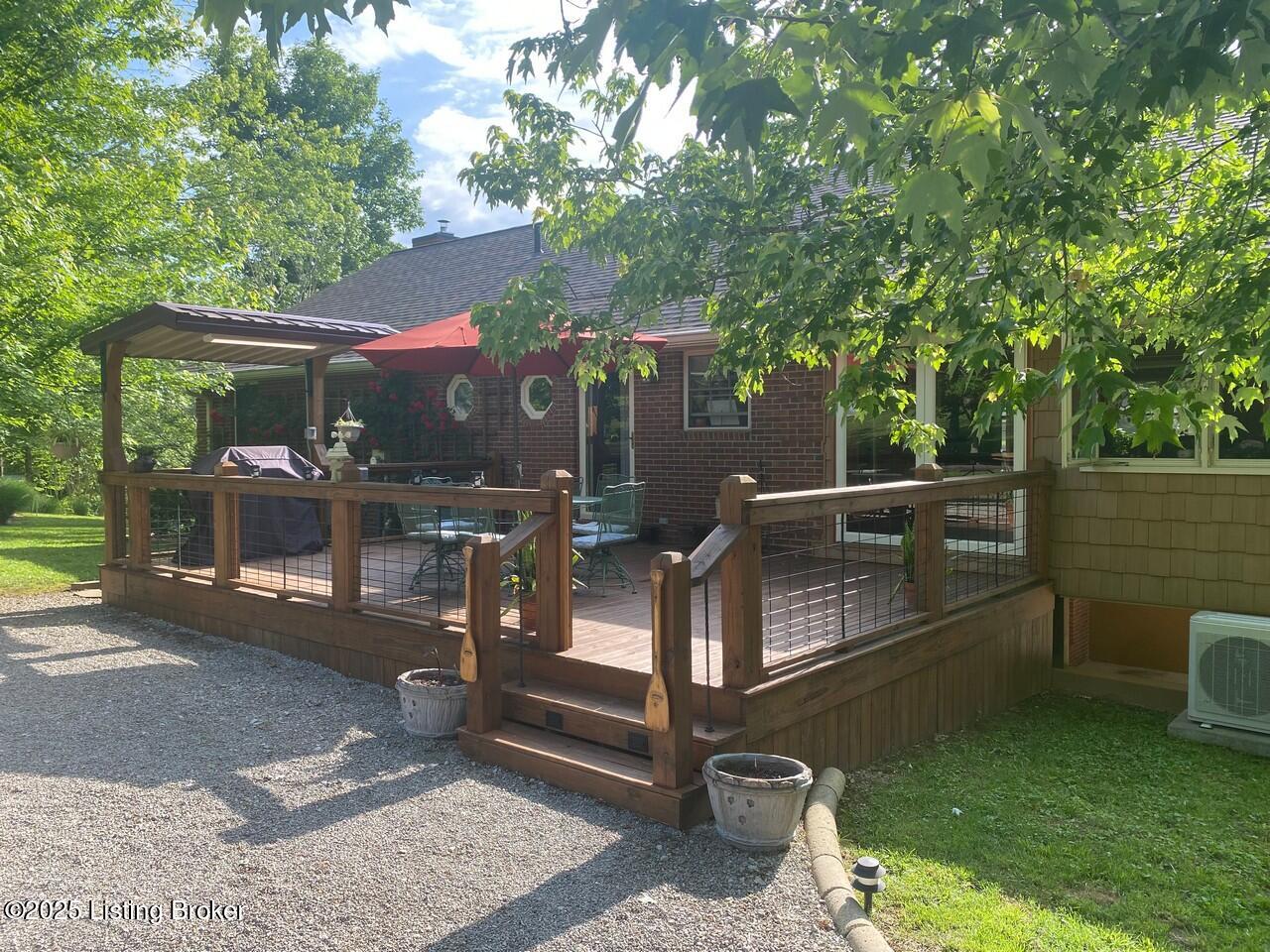 1222 Mountain View Rd, Falls Of Rough, Pennsylvania image 8