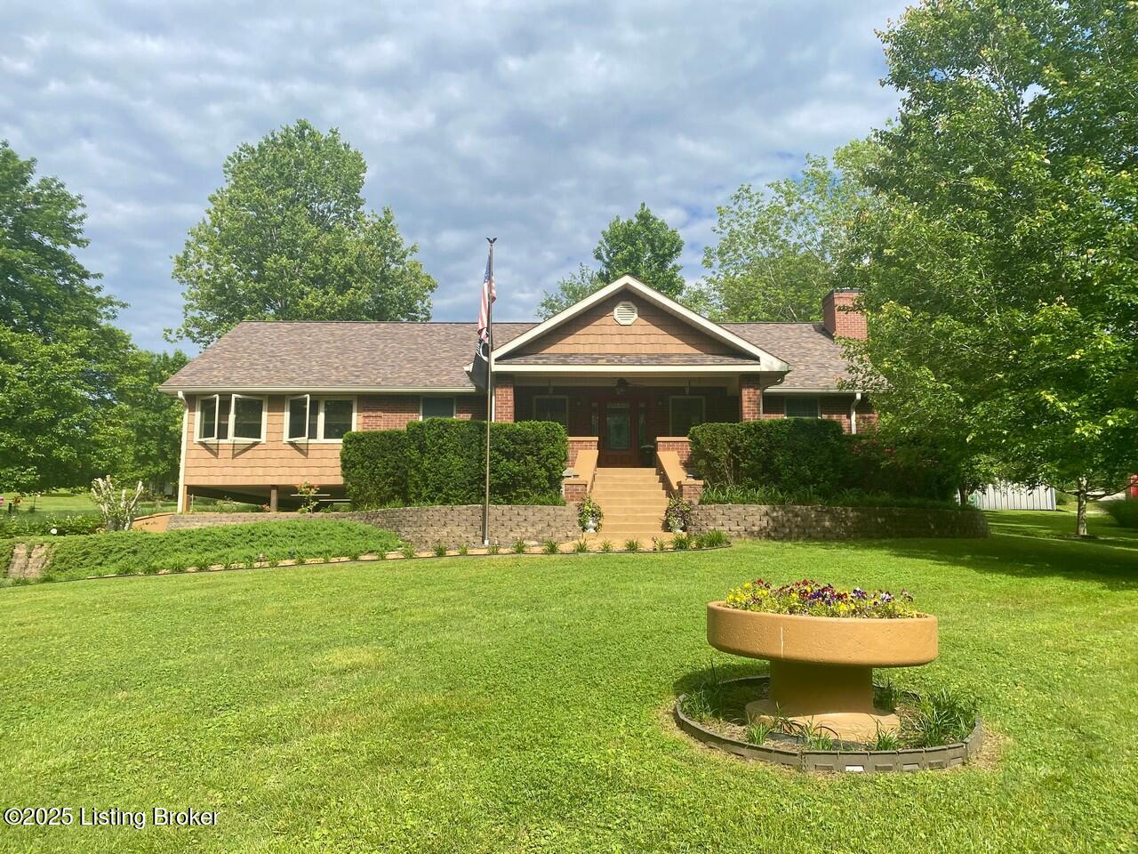 1222 Mountain View Rd, Falls Of Rough, Pennsylvania image 4