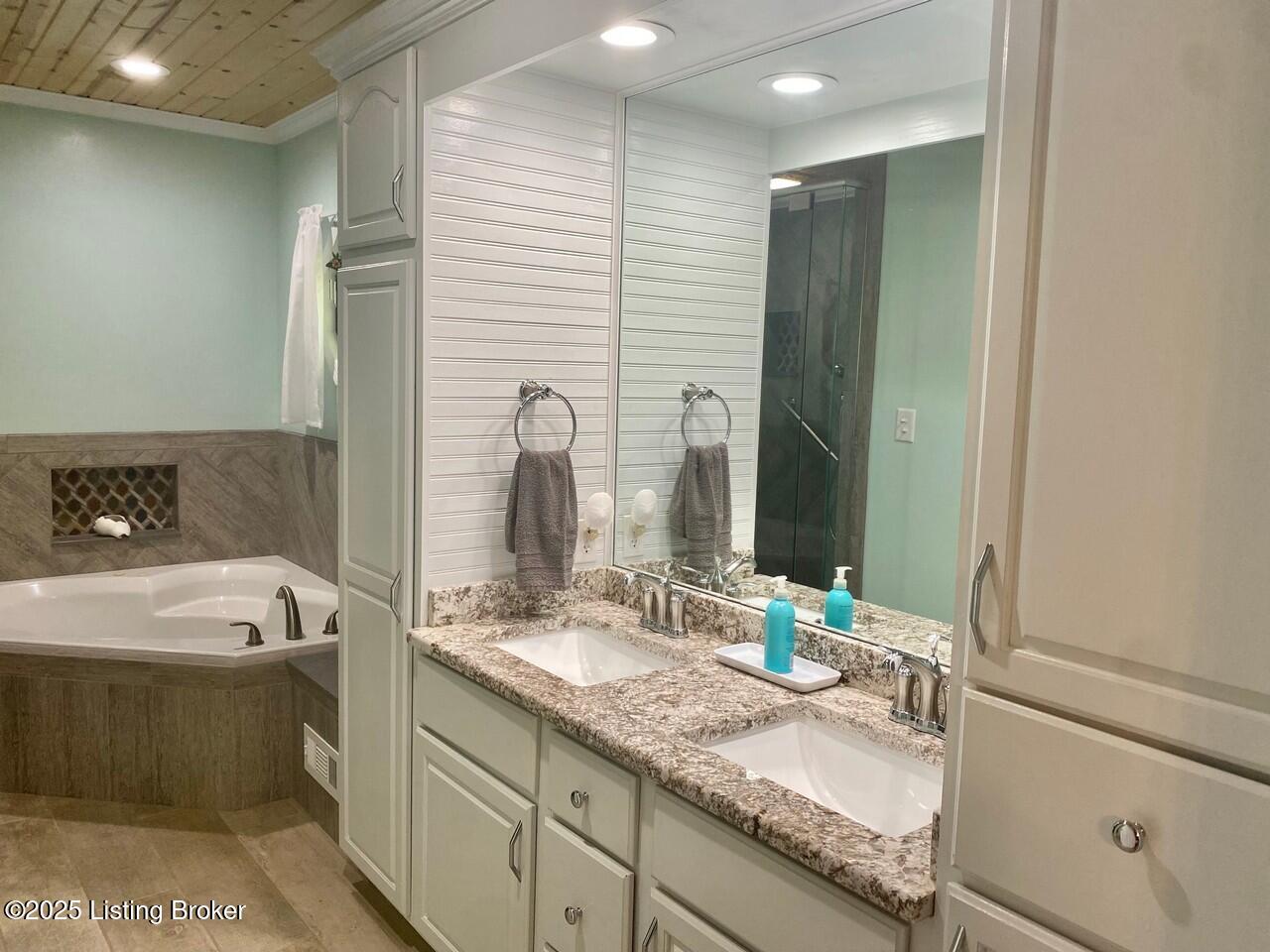 1222 Mountain View Rd, Falls Of Rough, Pennsylvania image 36