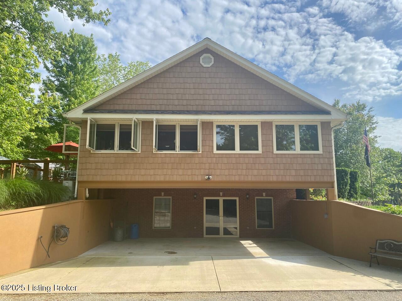 1222 Mountain View Rd, Falls Of Rough, Pennsylvania image 5