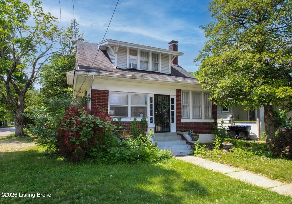 Photo of 170 McCready Ave, Louisville, KY 40206 (MLS # 1715677)