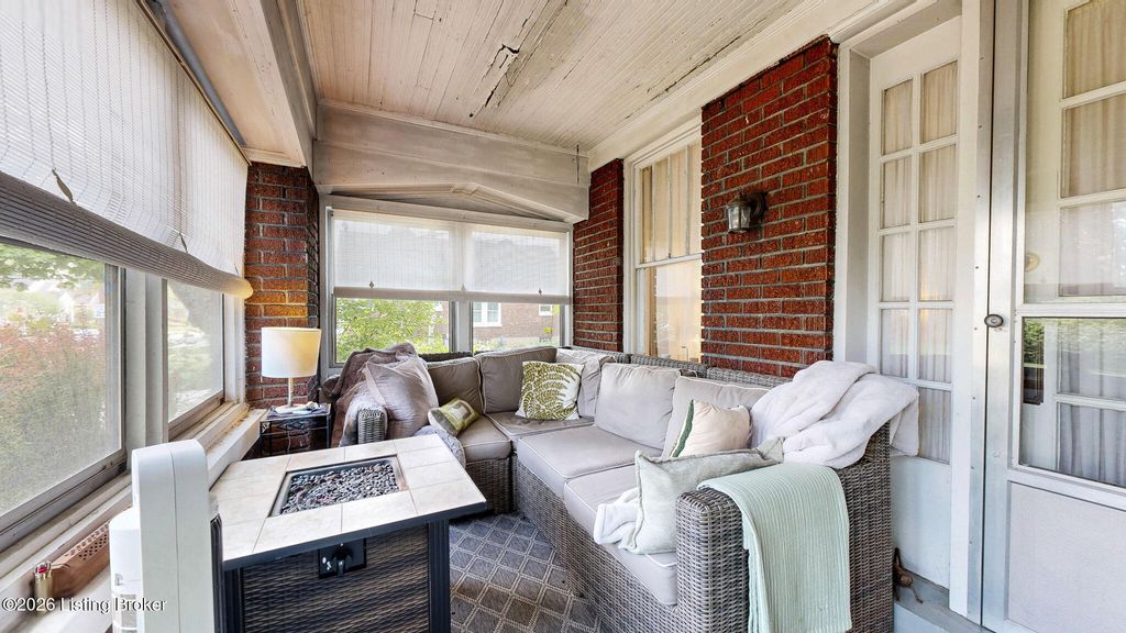 Photo of 170 McCready Ave, Louisville, KY 40206 (MLS # 1715677)