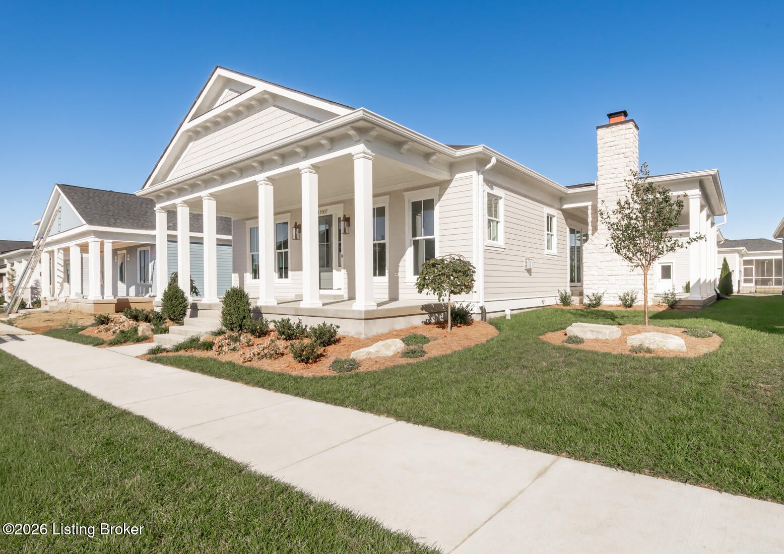 11507 River Beauty Loop