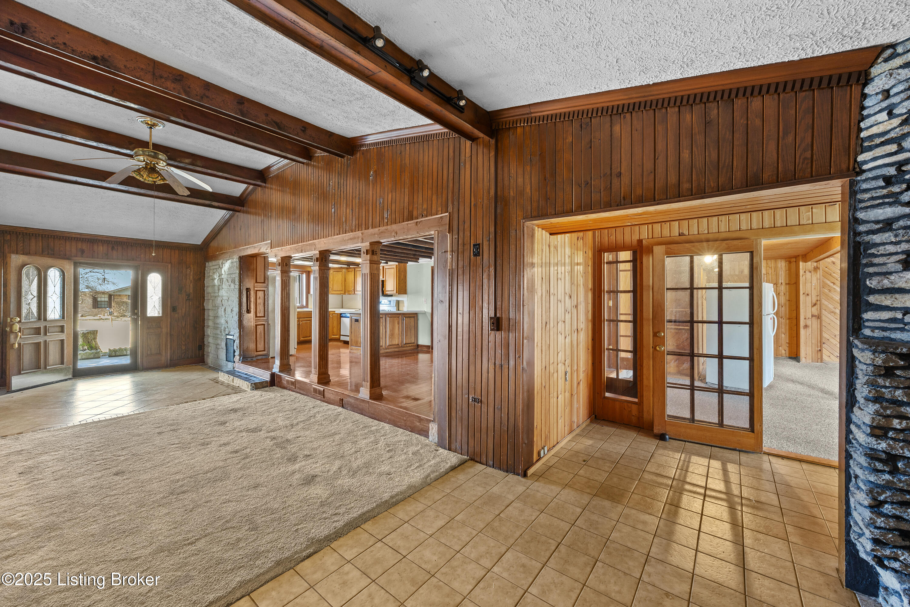 386 Smith Ln, Louisville, Pennsylvania image 7