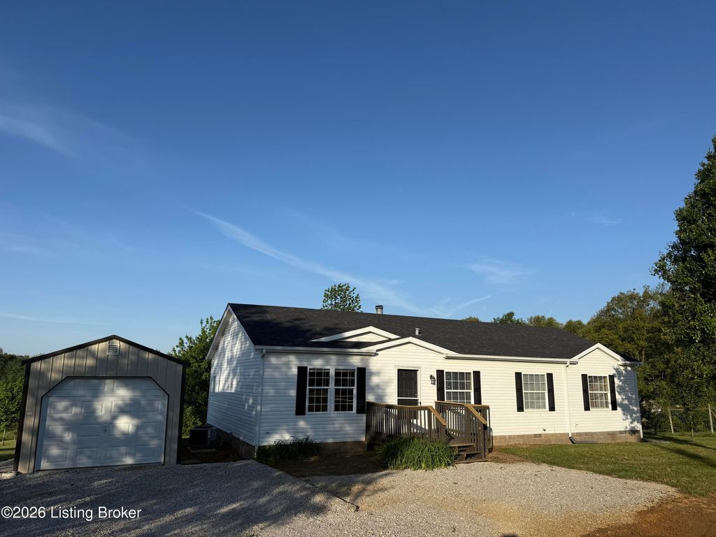 Photo of 65 Burgundy Ln, Ekron, KY 40117 (MLS # 1715046)