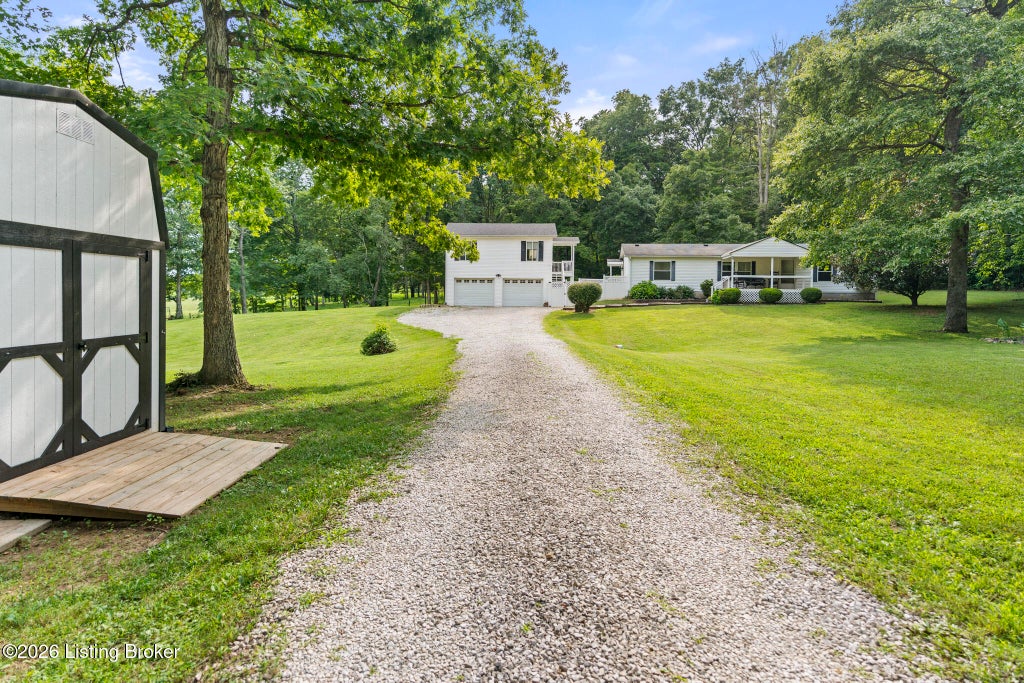 Photo of 245 Spike Buck Dr, Brandenburg, KY 40108 (MLS # 1724868)