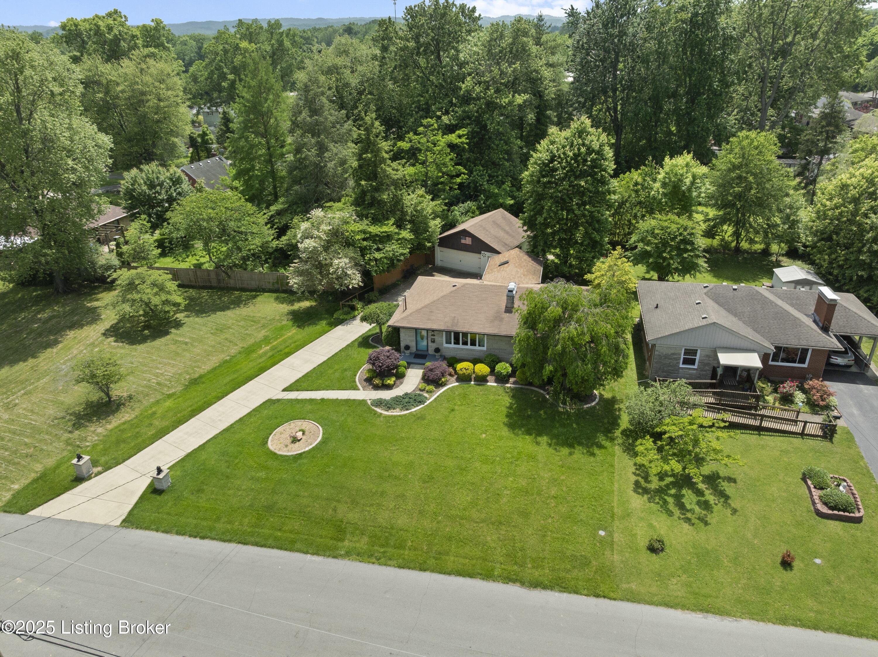 5506 Bamberrie Cross Rd, Louisville, Kentucky image 40