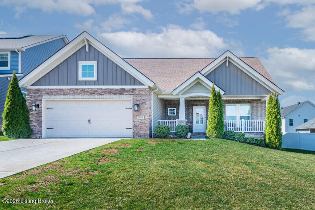 Photo of 4104 Tucker Grove Ct, Jeffersontown, KY 40299 (MLS # 1710792)