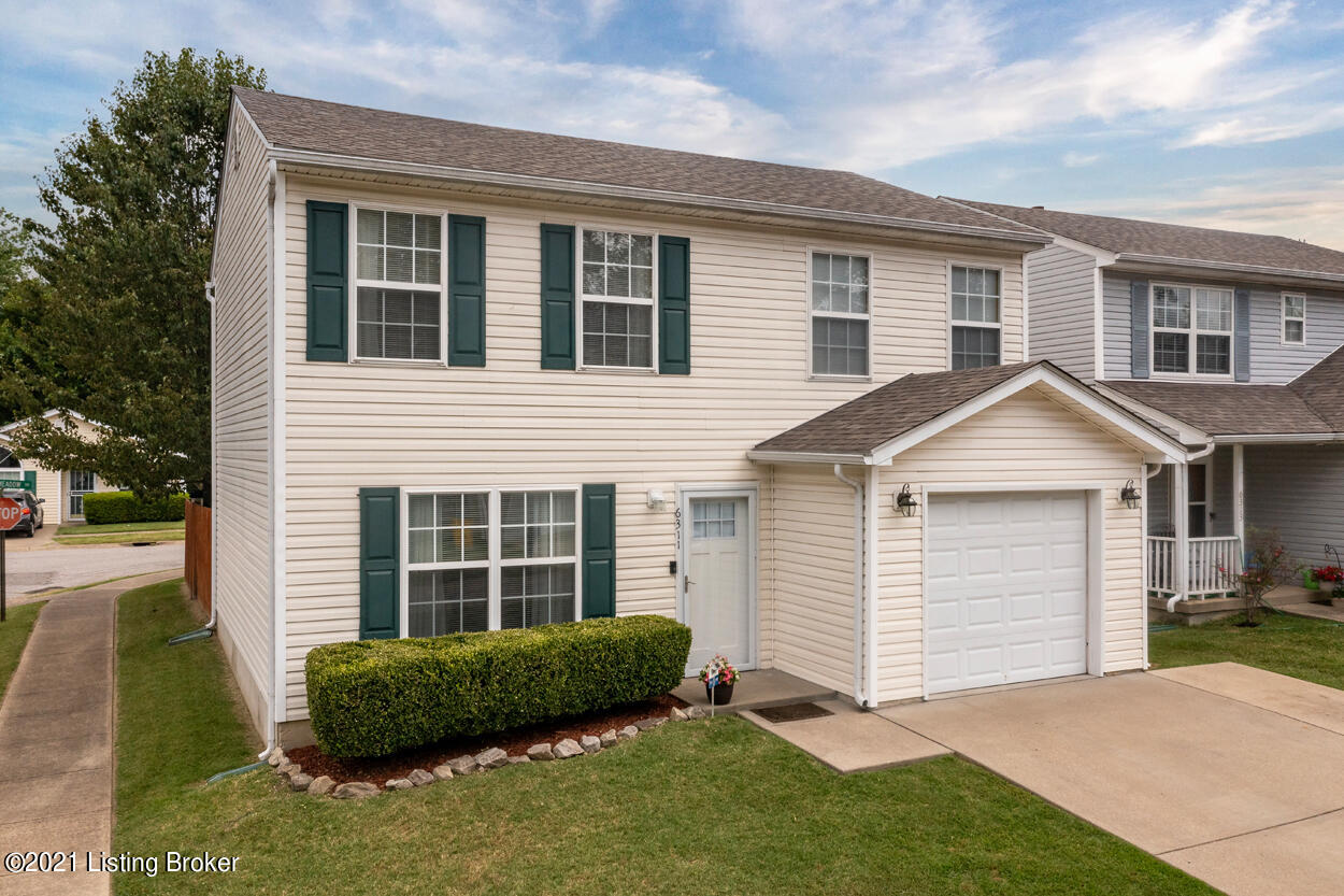 Photo 1 of 31 — 6311 Cottage Field Cir, Louisville, KY 40218