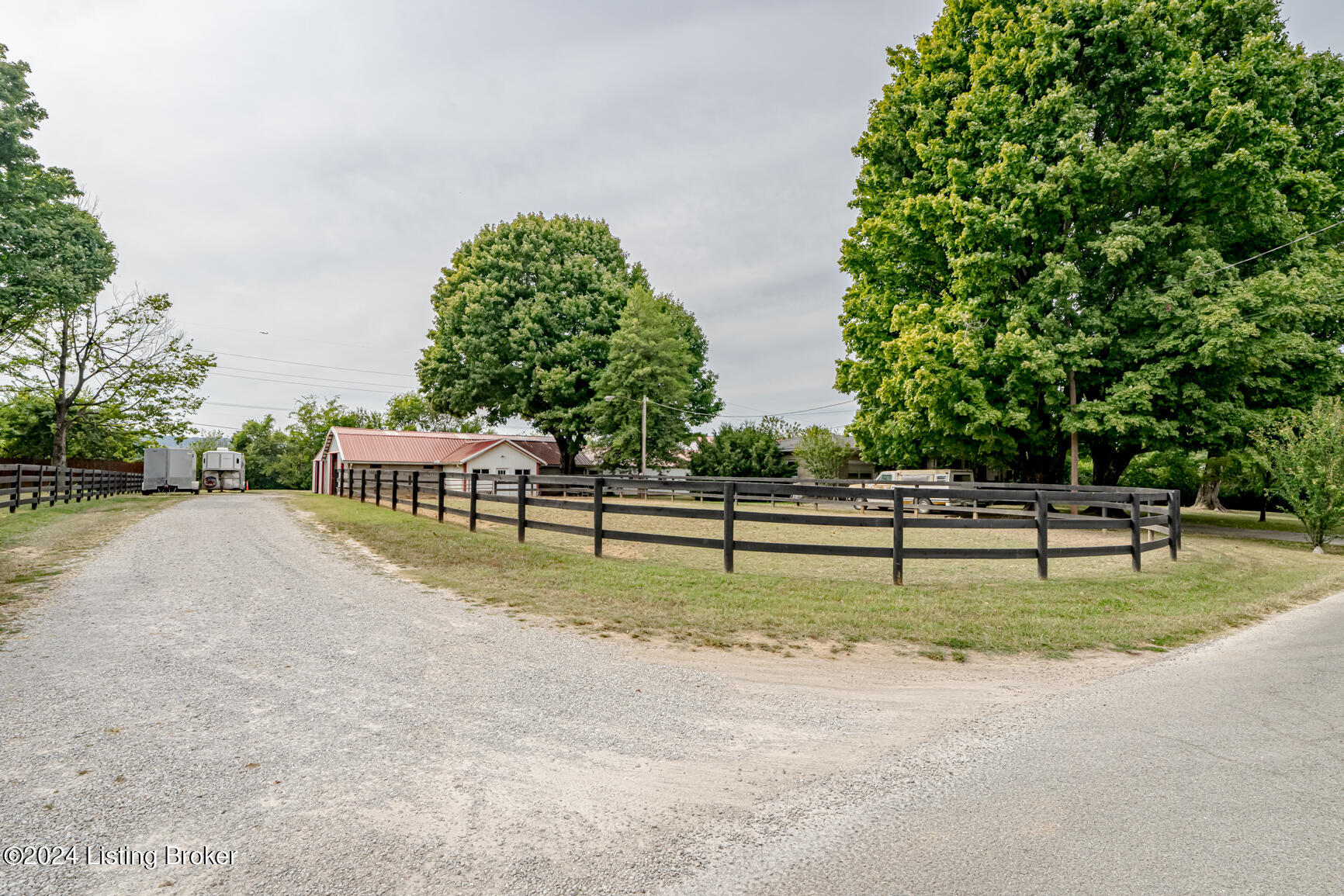 4626 Glen Rose Rd, Louisville, Kentucky image 6