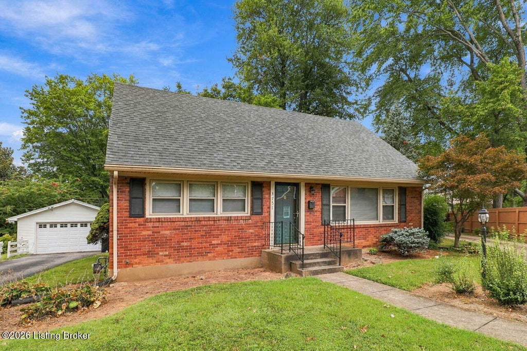 Photo of 3751 Stanton Blvd, Louisville, KY 40220 (MLS # 1729975)