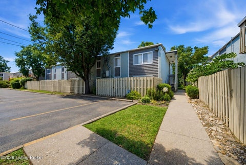 Condo For Sale - 1935 Gardiner Ln #APT F89<br/> Louisville, KY 40205