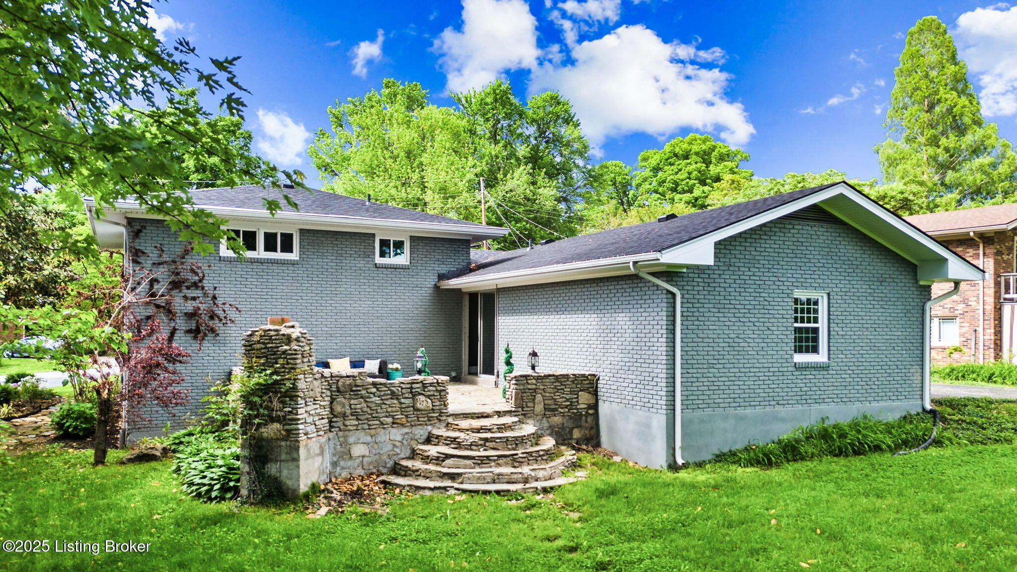 3212 Five Oaks Pl, Louisville, Kentucky image 5