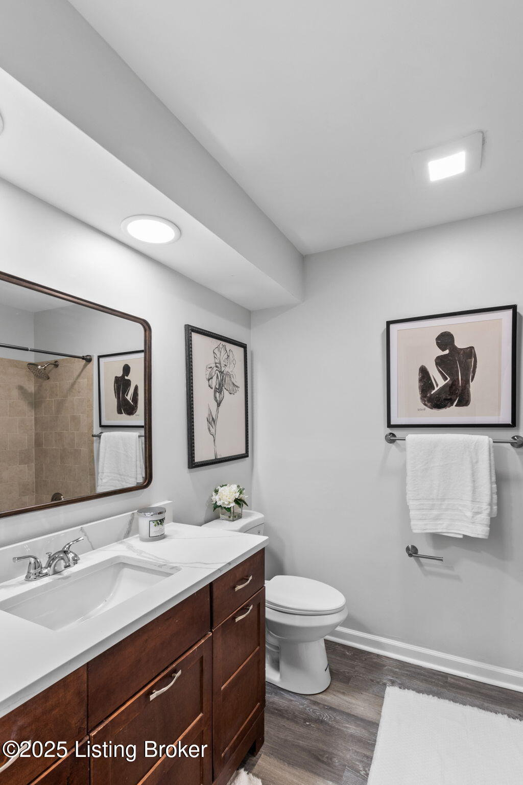 3212 Five Oaks Pl, Louisville, Kentucky image 25