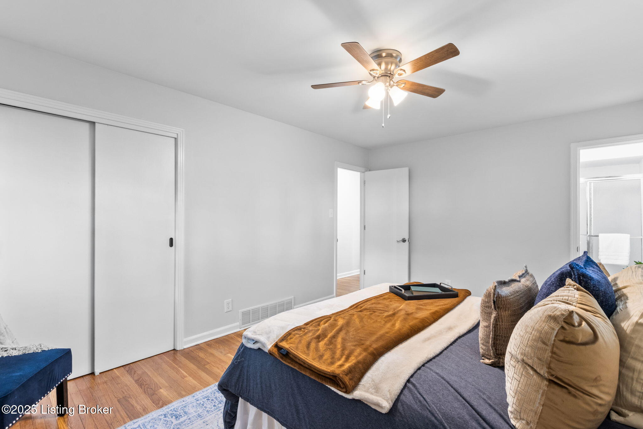 3212 Five Oaks Pl, Louisville, Kentucky image 27
