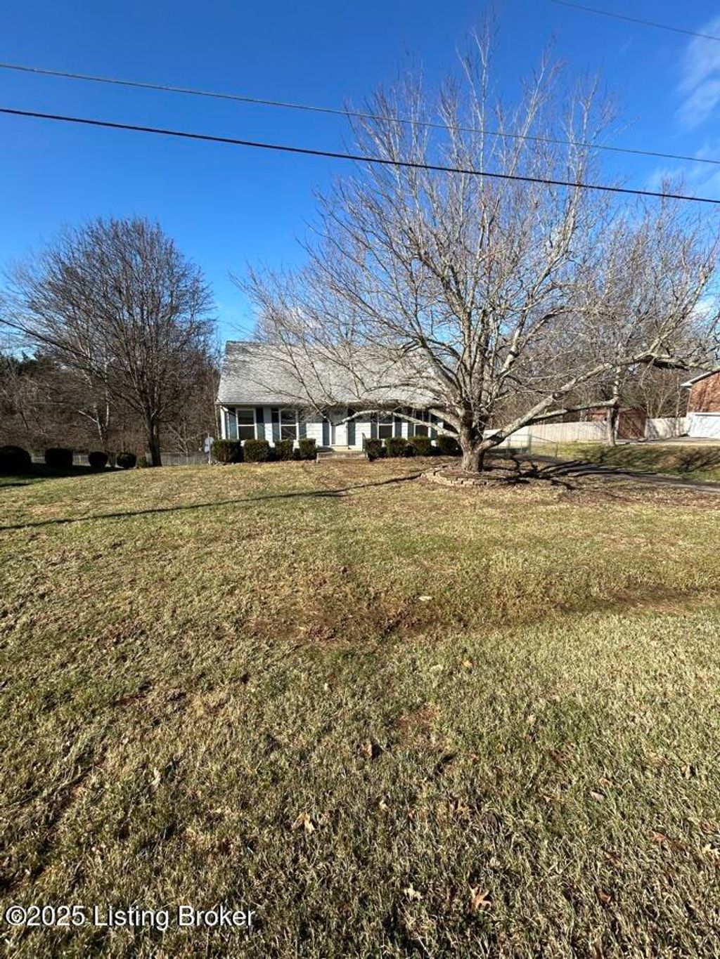 Photo of 531 Rose Creek Dr, Radcliff, KY 40160 (MLS # 1705647)