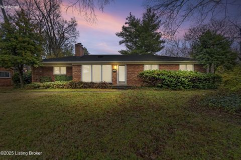 Photo of 1607 Herr Ln, Louisville, KY 40222 (MLS # 1704167)