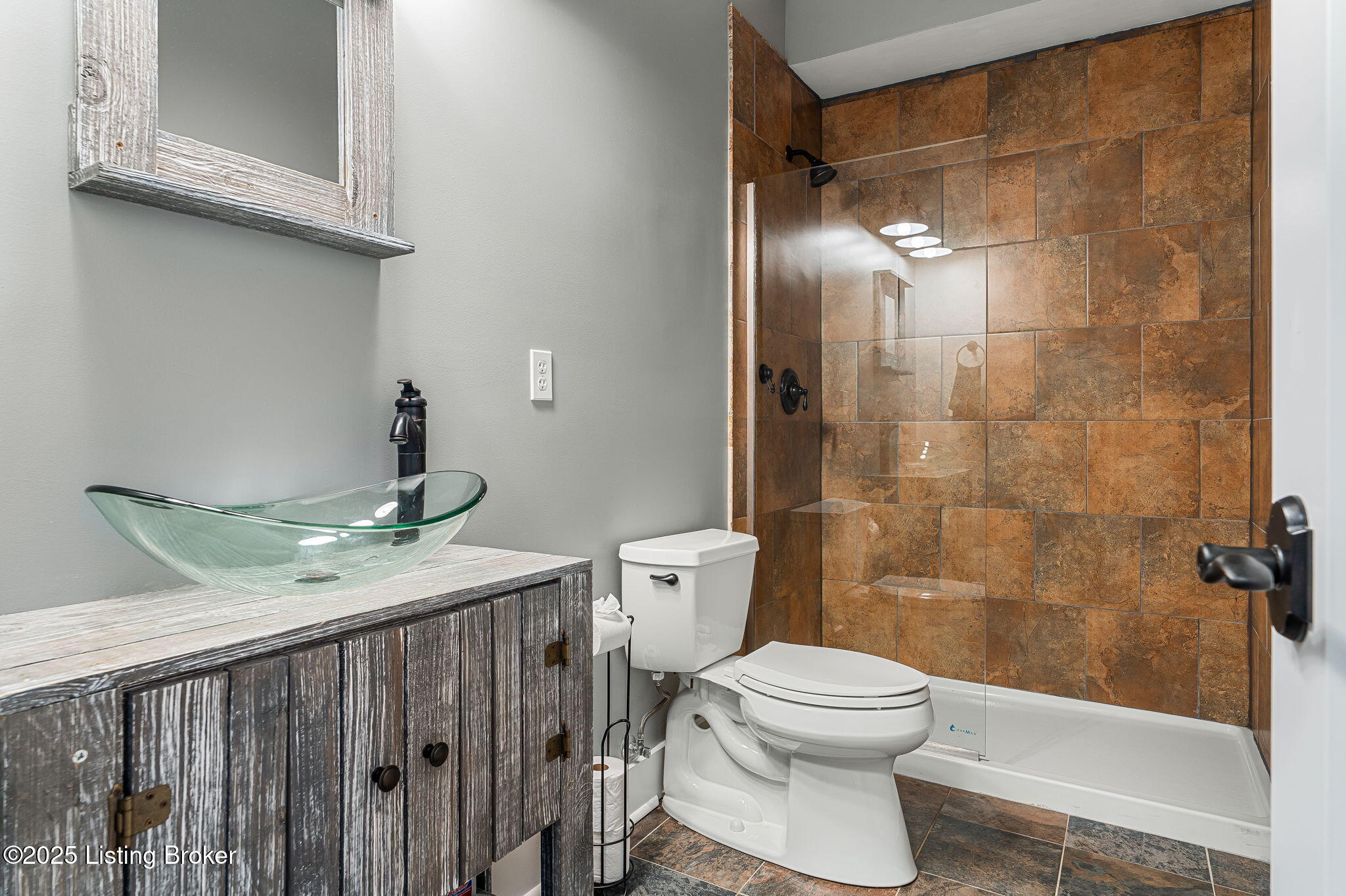7204 Star Barn Ln, Crestwood, Kentucky image 47