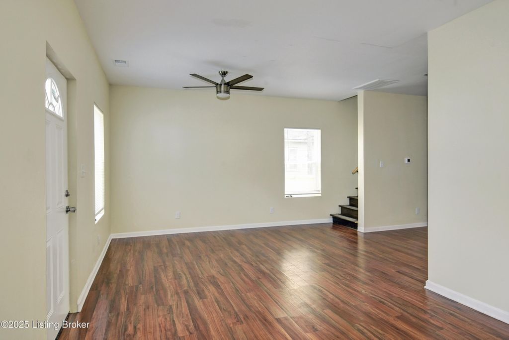 Photo of 4202 Fordson Way, Louisville, KY 40211 (MLS # 1707944)