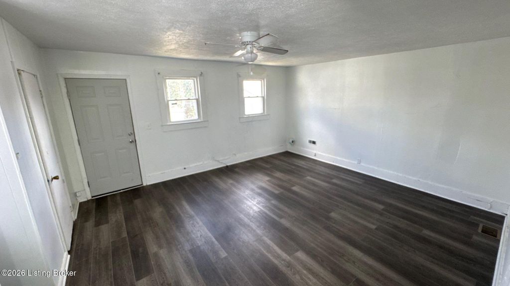 Photo of 865 S 26th St, Louisville, KY 40211 (MLS # 1711674)