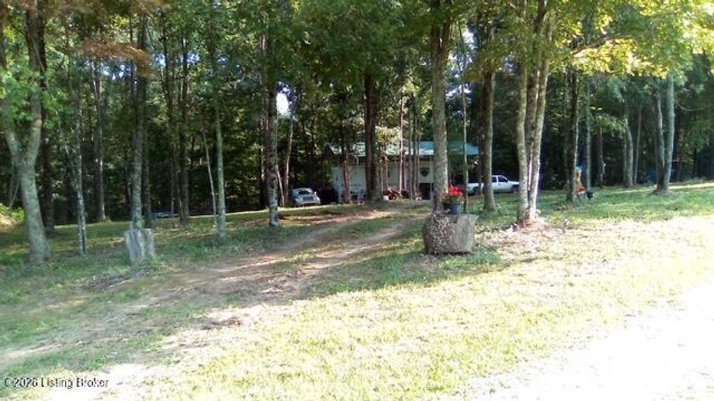 Photo of 1310 Fox Cliff Rd, Leitchfield, KY 42754 (MLS # 1712977)