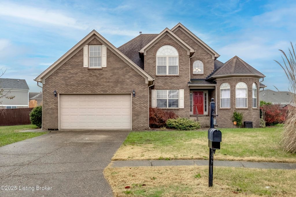 Photo of 163 Pin Tail Ct, Shepherdsville, KY 40165 (MLS # 1703887)