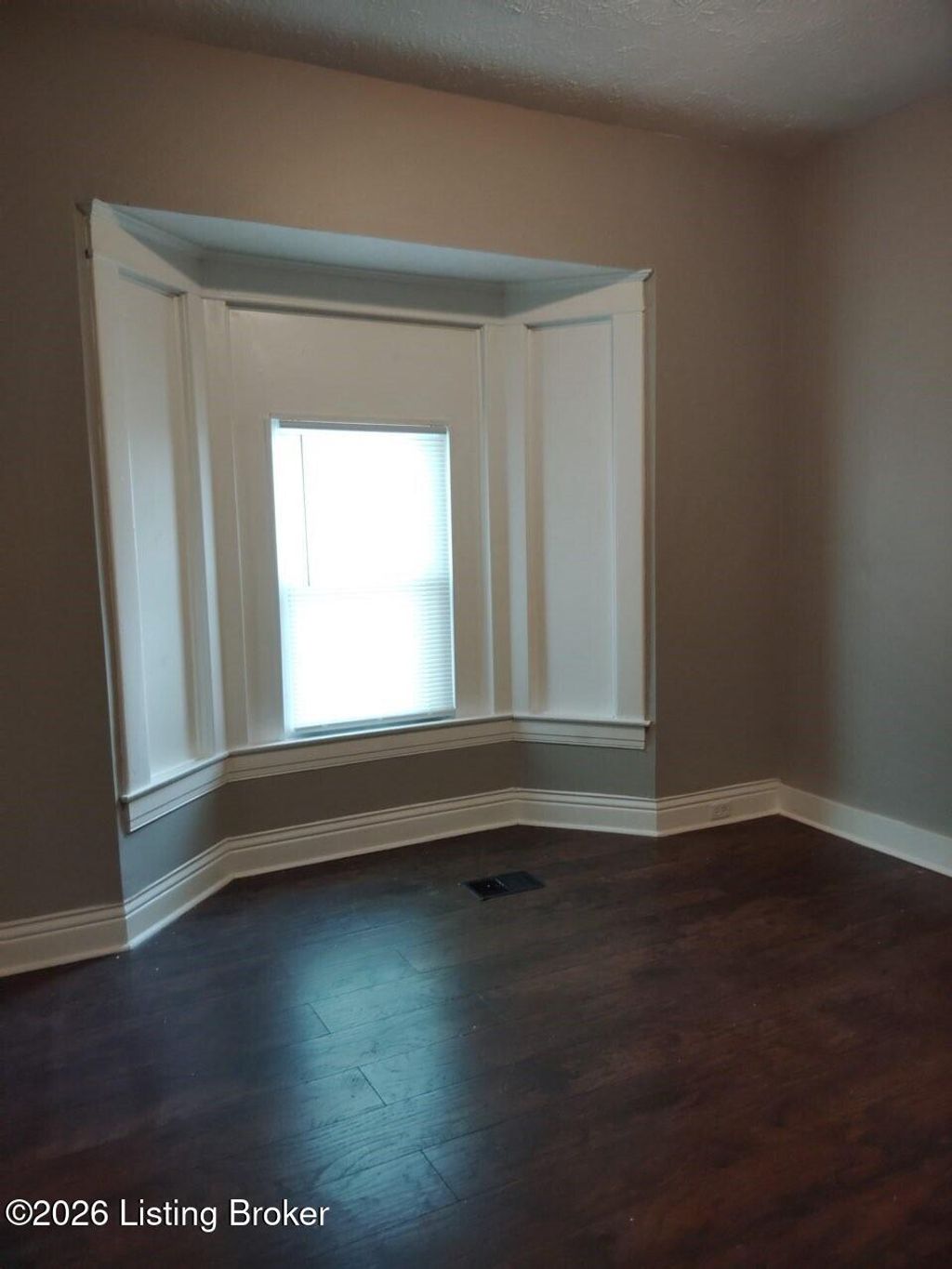 Photo of 608 S 41st St, Louisville, KY 40211 (MLS # 1707368)