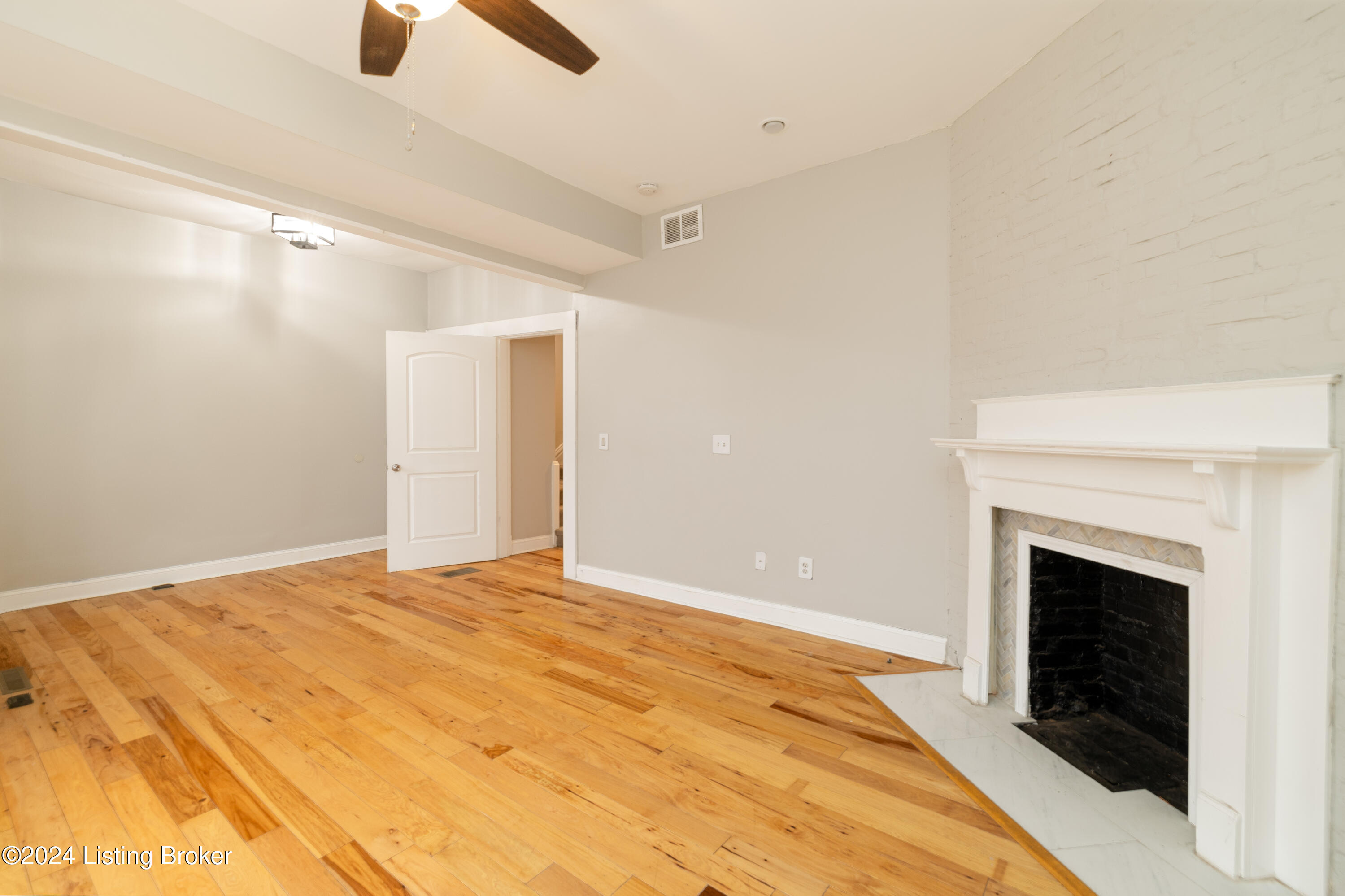 1031 Garvin Pl, Louisville, Kentucky image 17