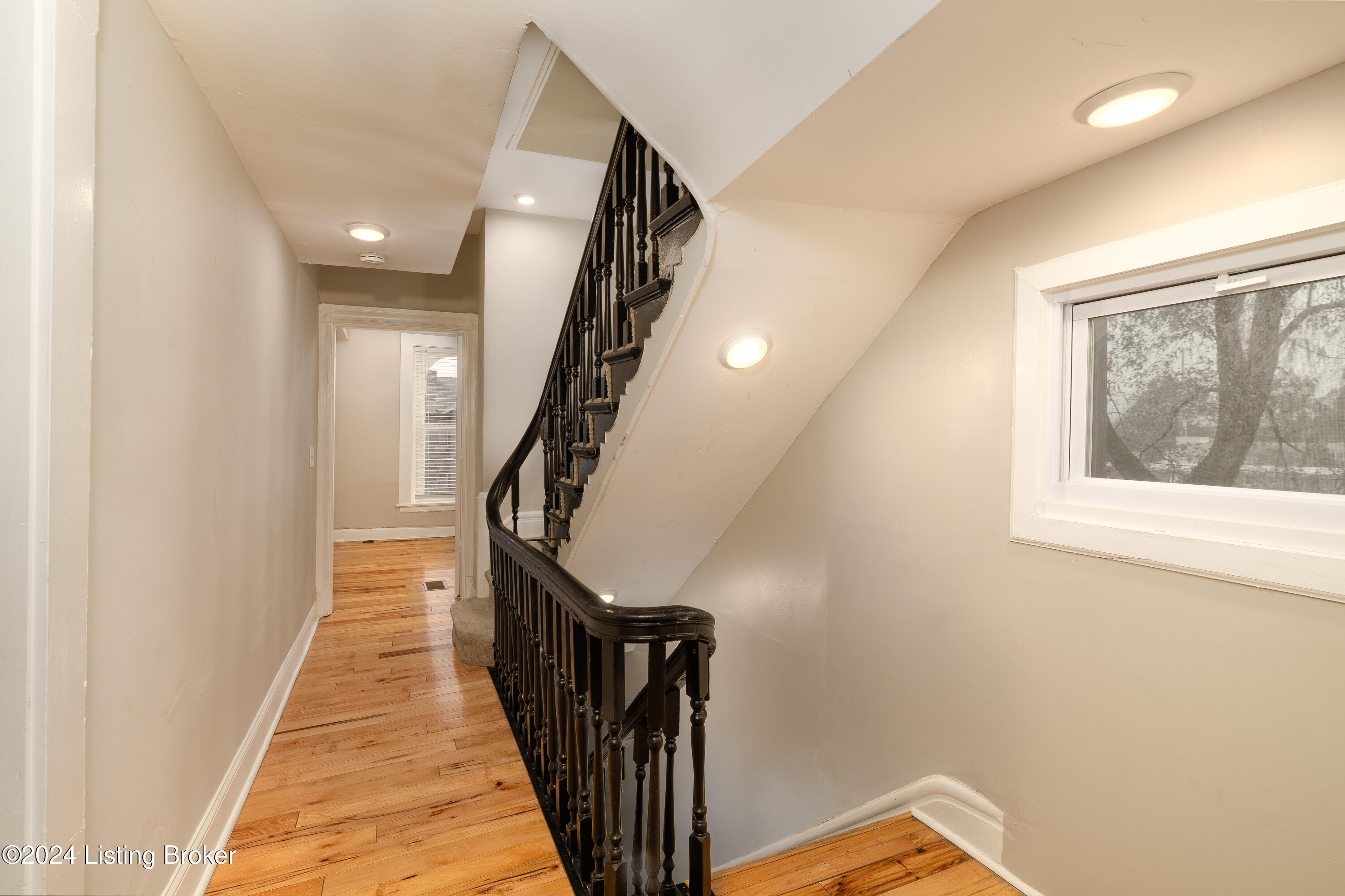1031 Garvin Pl, Louisville, Kentucky image 13