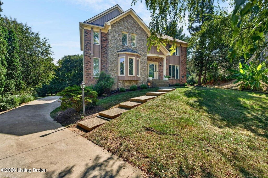 Photo of 7019 Hadley Ct, Louisville, KY 40241 (MLS # 1728120)