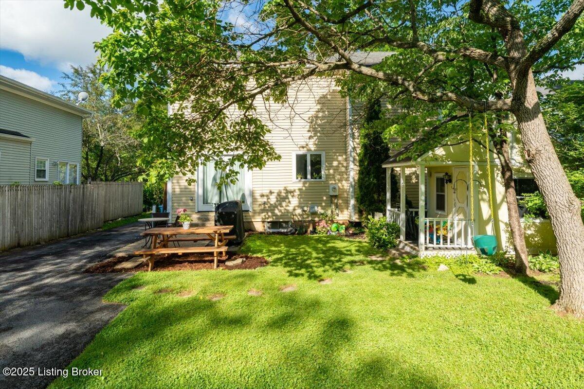 319 N Watterson Trail, Louisville, Kentucky image 36
