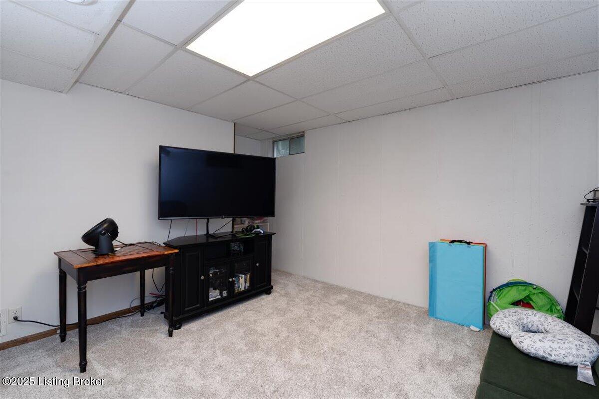 319 N Watterson Trail, Louisville, Kentucky image 29
