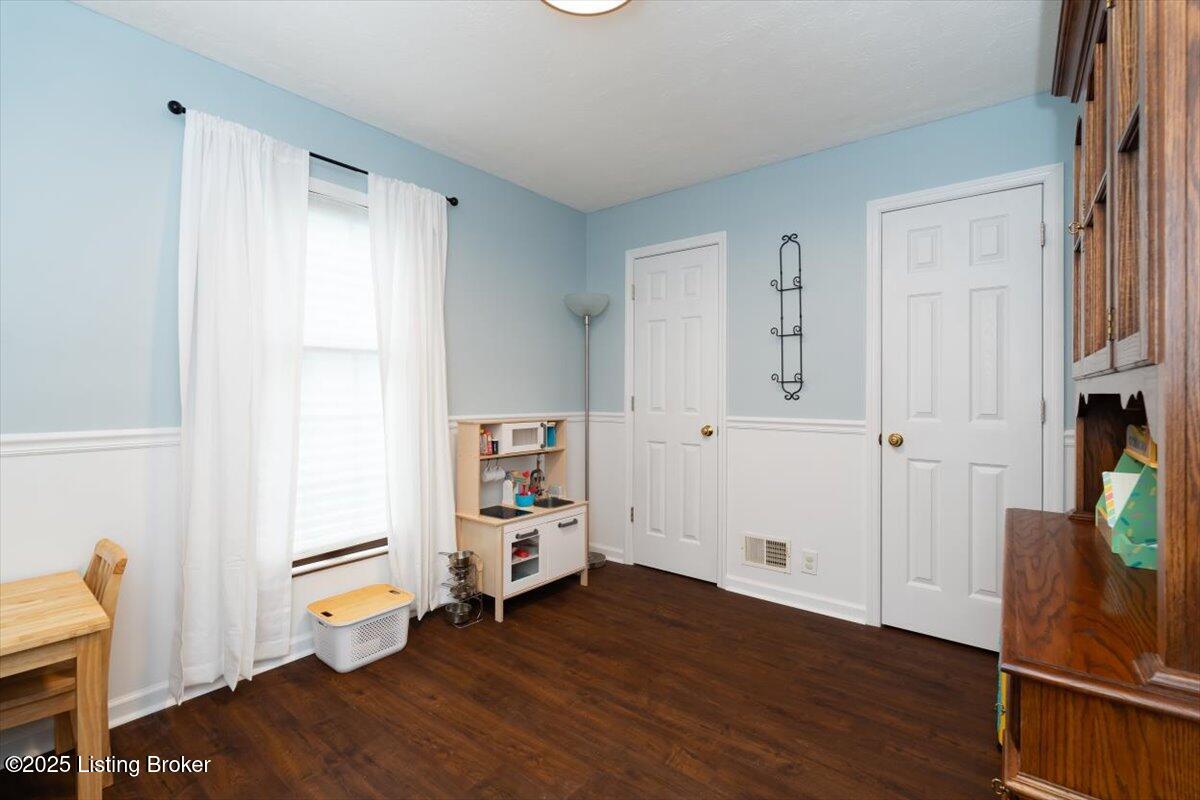 319 N Watterson Trail, Louisville, Kentucky image 13