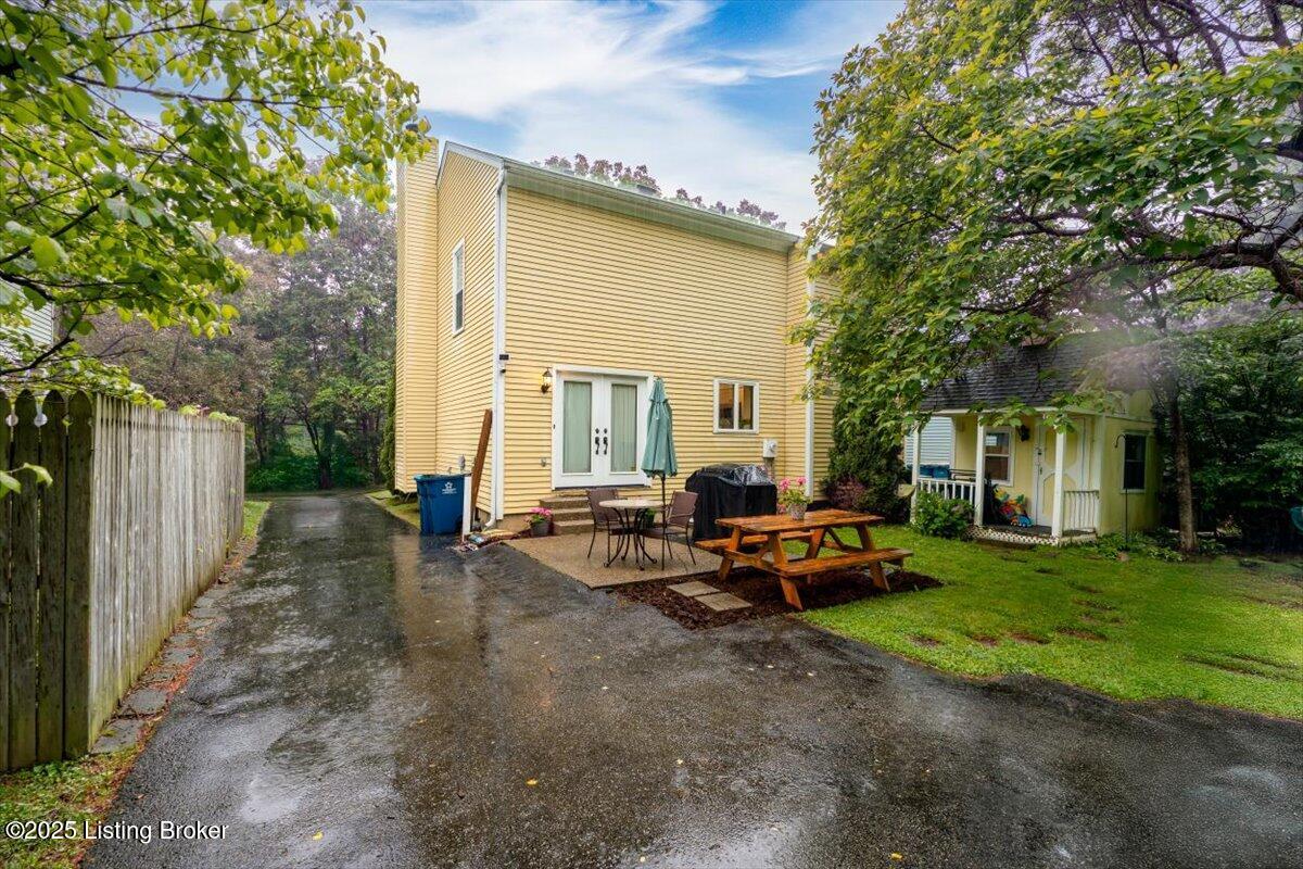 319 N Watterson Trail, Louisville, Kentucky image 34