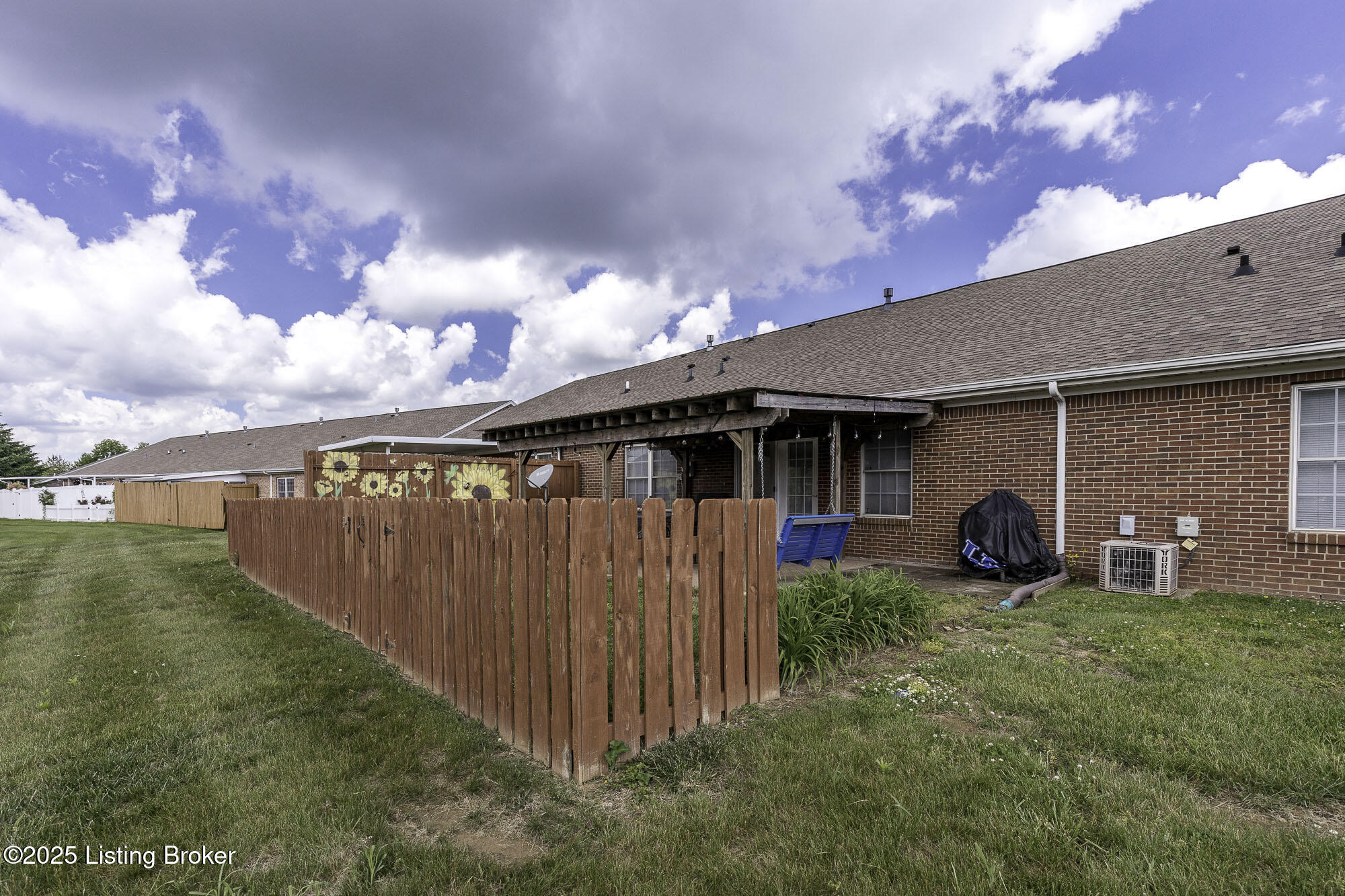 12418 Spring Leaf Ct, Louisville, Kentucky image 26