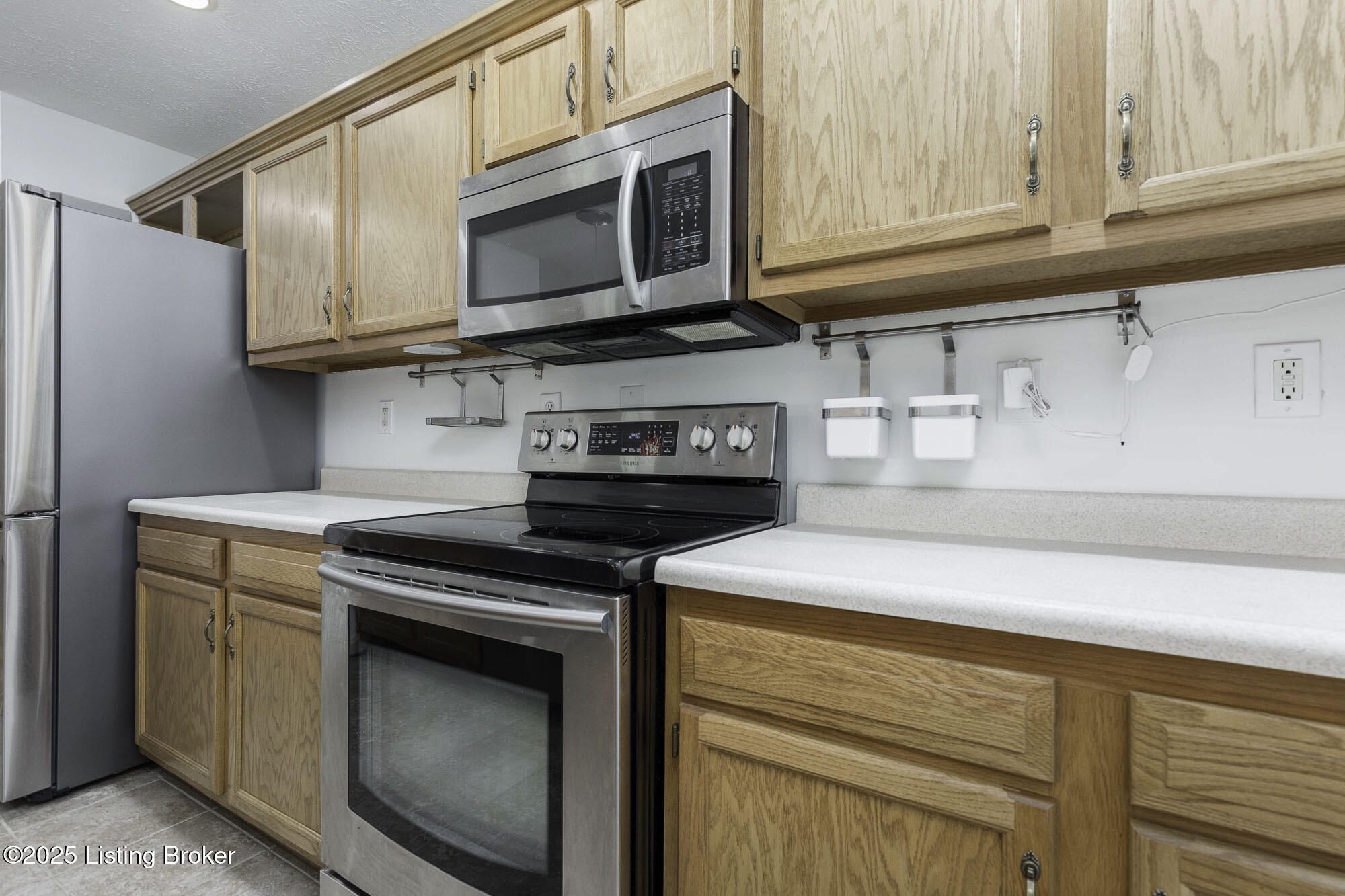 12418 Spring Leaf Ct, Louisville, Kentucky image 9
