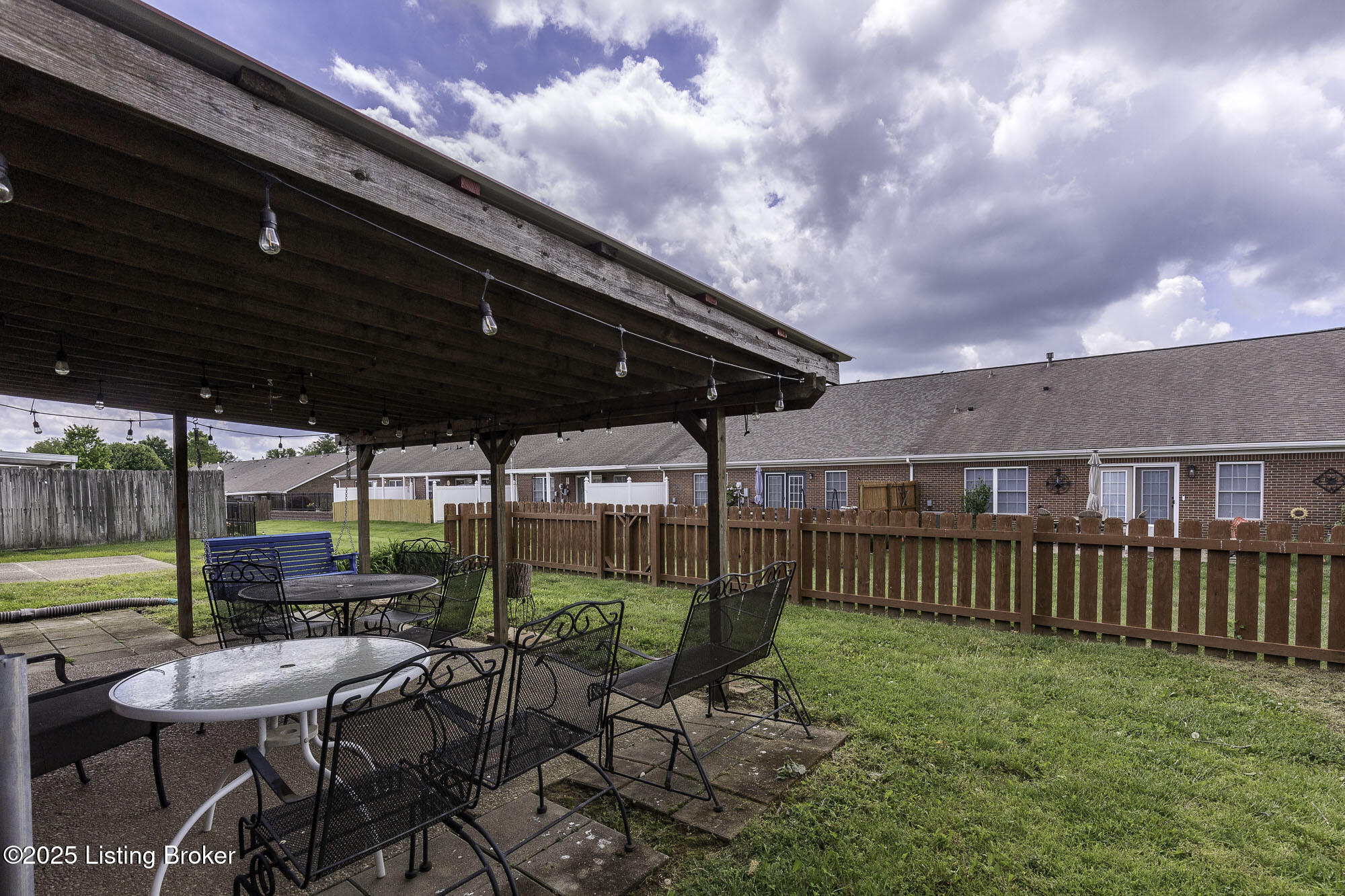 12418 Spring Leaf Ct, Louisville, Kentucky image 25