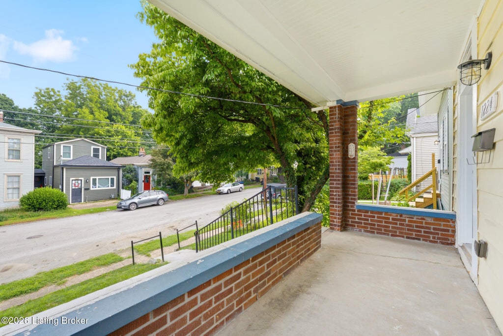 Photo of 1224 Hull St, Louisville, KY 40204 (MLS # 1728512)